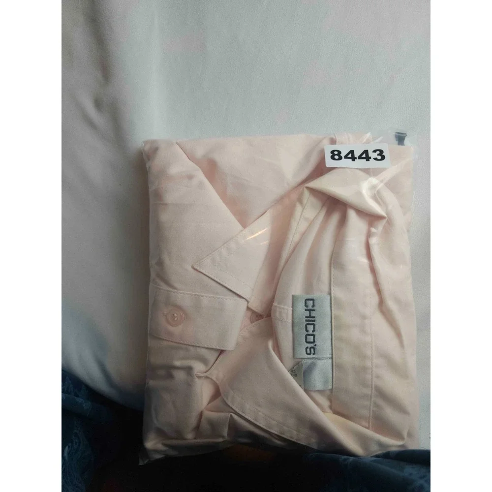 Chicos BUtton Up Womens Size 3 US 16 Pink Minimalist Office Classic Academia
